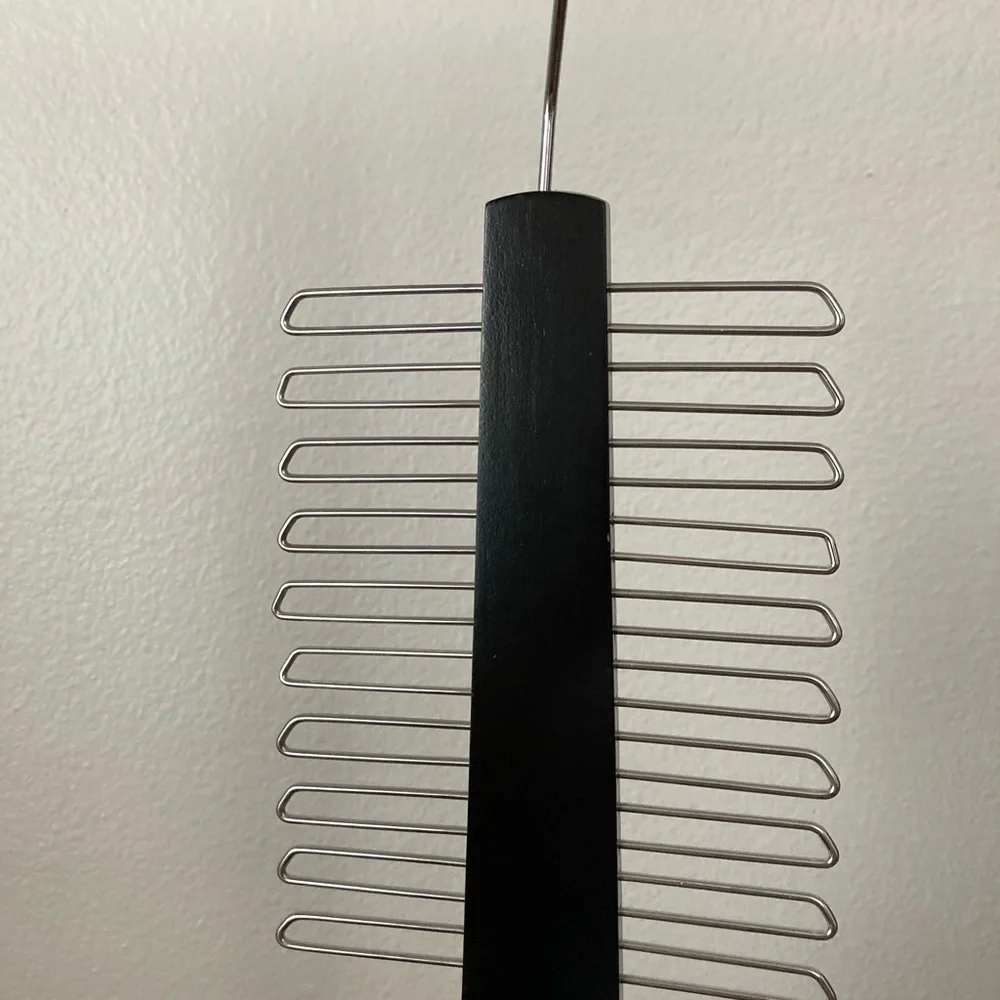 N/A men’s tie
